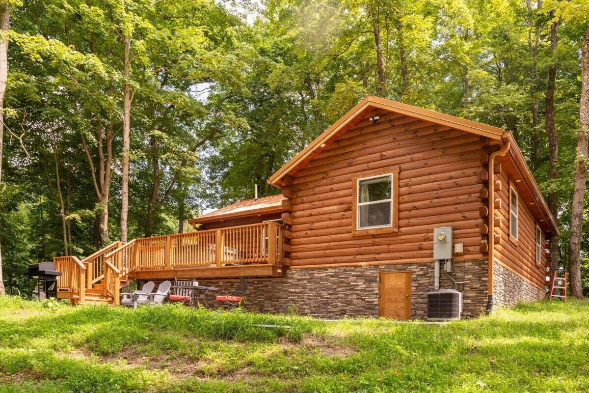 Secluded Wooded Cabin Near The Hocking Hills New Straitsville Exterior foto