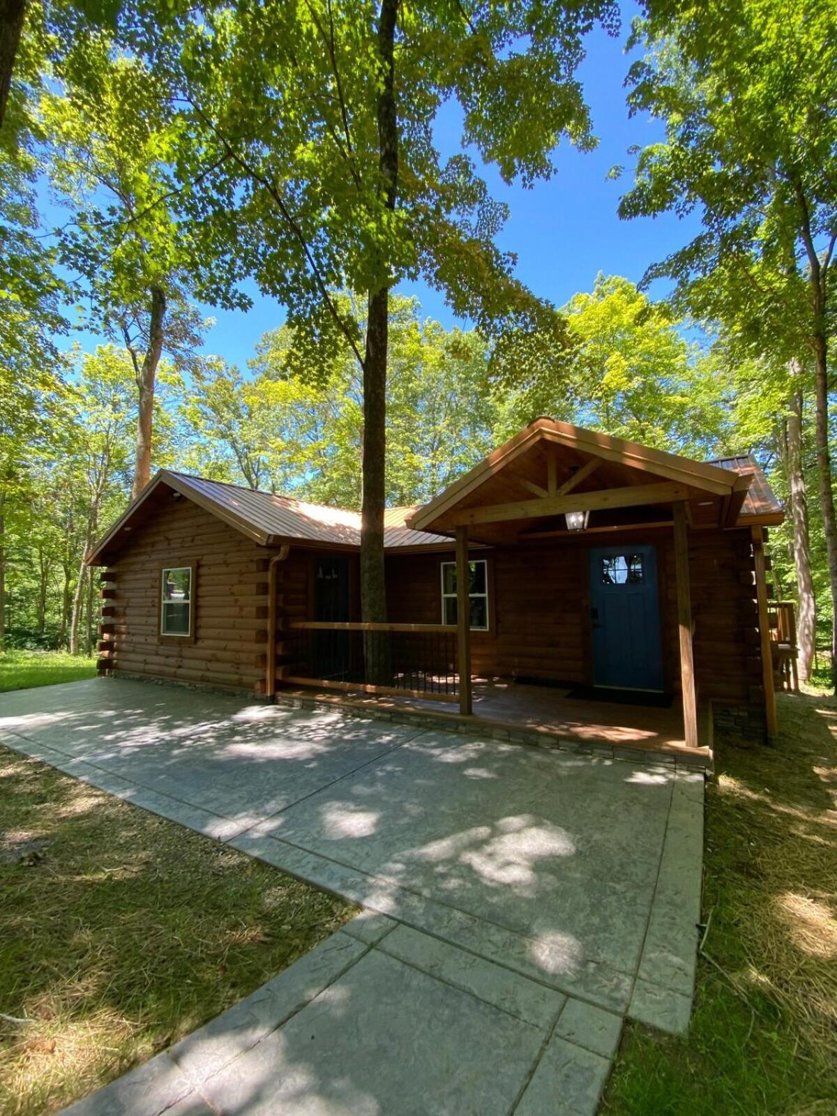 Secluded Wooded Cabin Near The Hocking Hills New Straitsville Exterior foto
